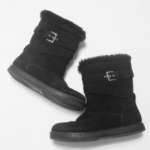 EUC GUESS Quilted Pull On Winter Boots